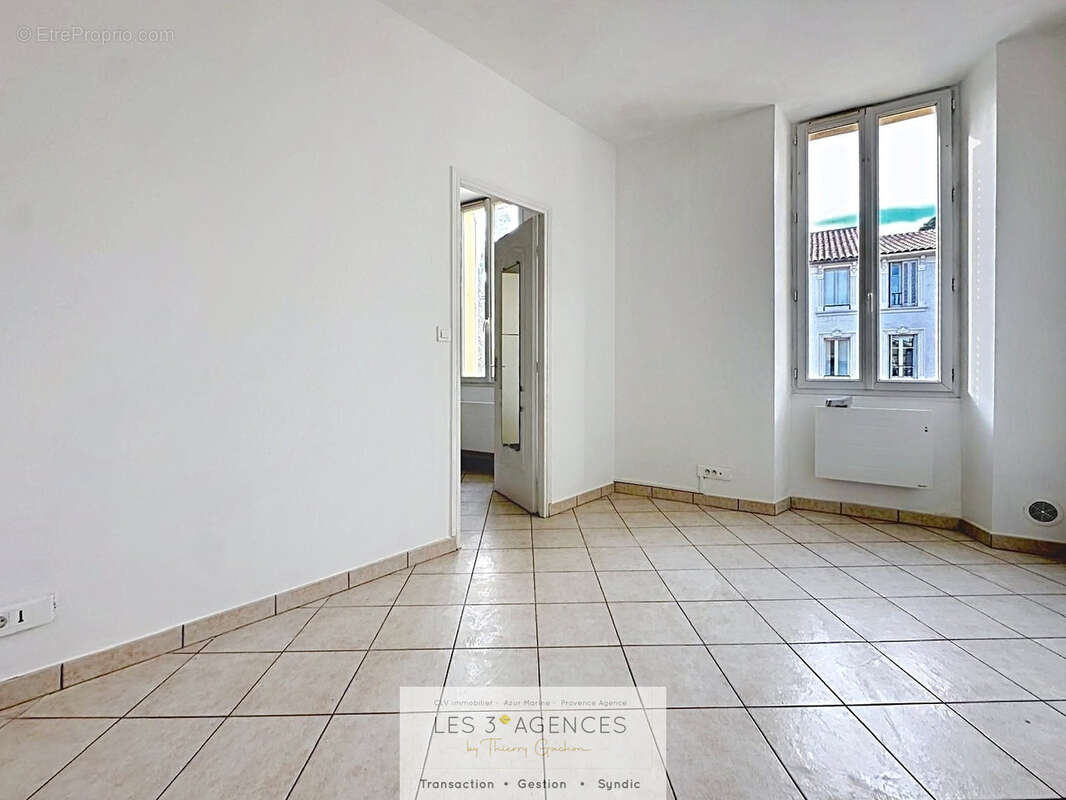 Appartement à COGOLIN
