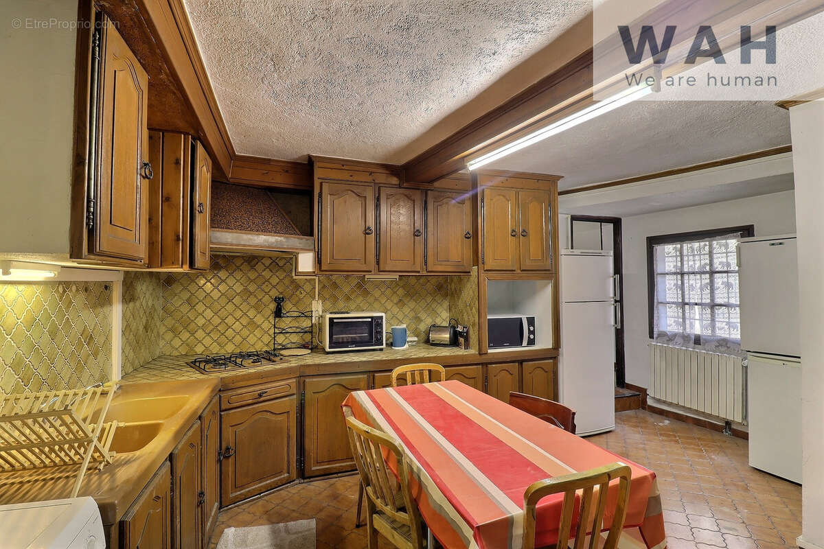 MAISON DE VILLAGE 3P 120 m2 avec terrasse 30900 Nîmes - photo 3