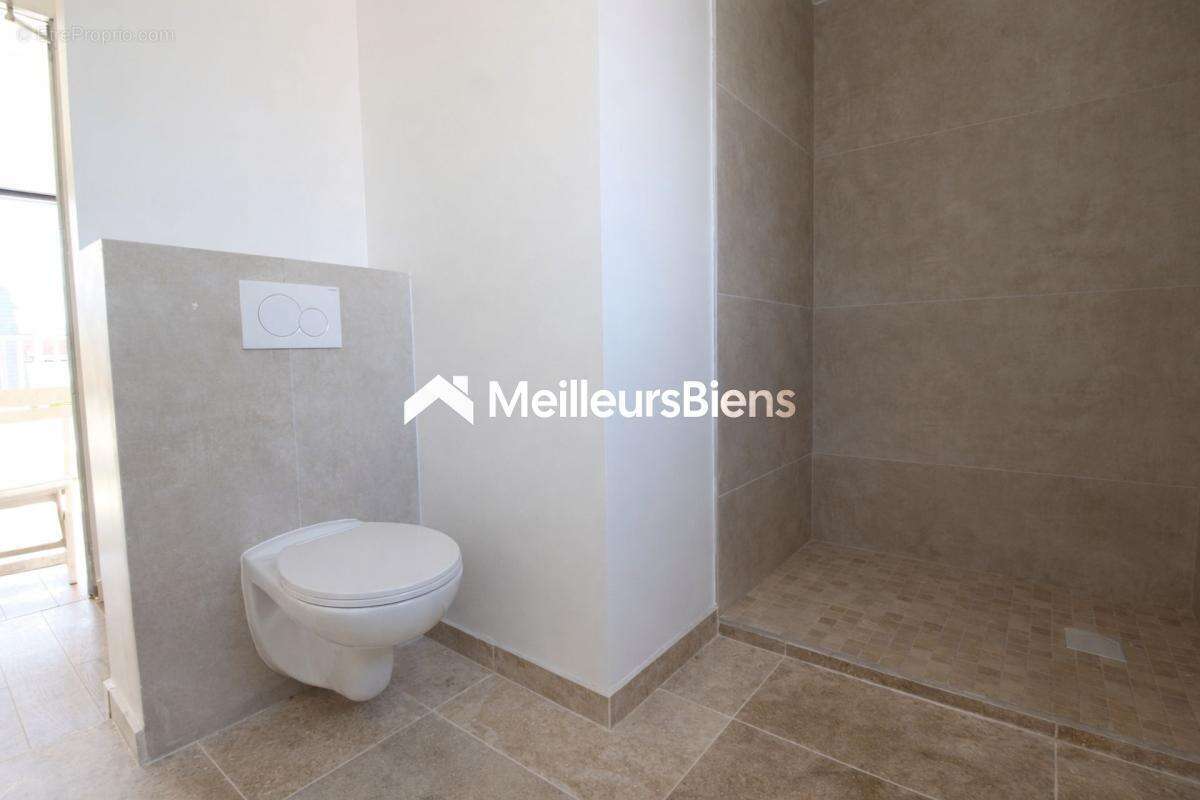 Maison à SAINT-MAUR-DES-FOSSES