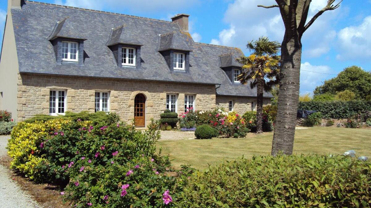 Maison à SAINT-POL-DE-LEON