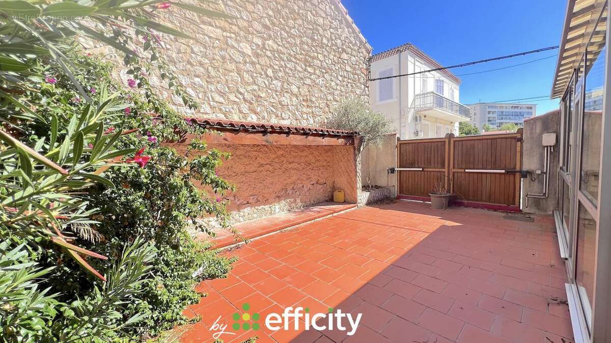 Maison à MARSEILLE-4E