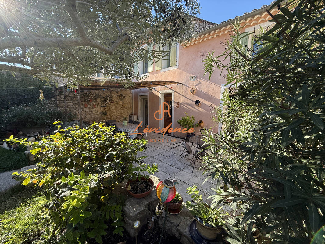 Maison à CHATEAUNEUF-DU-RHONE