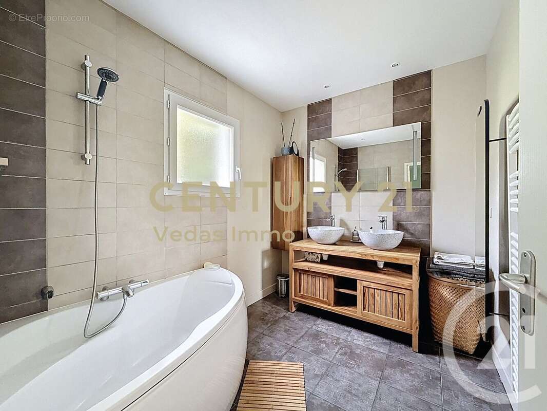 Maison à VENDARGUES