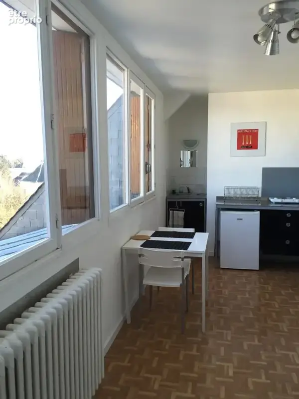 Appartement 15 m² à Laval  - photo 4