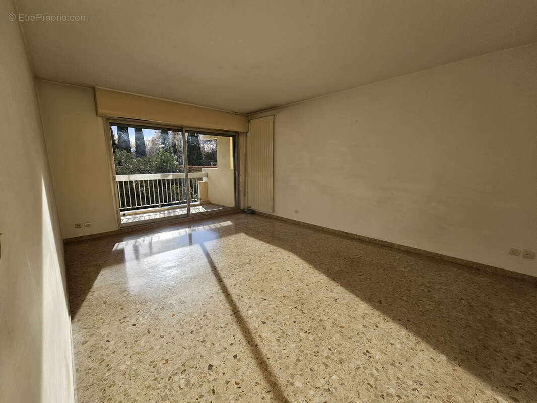 Appartement à ARLES