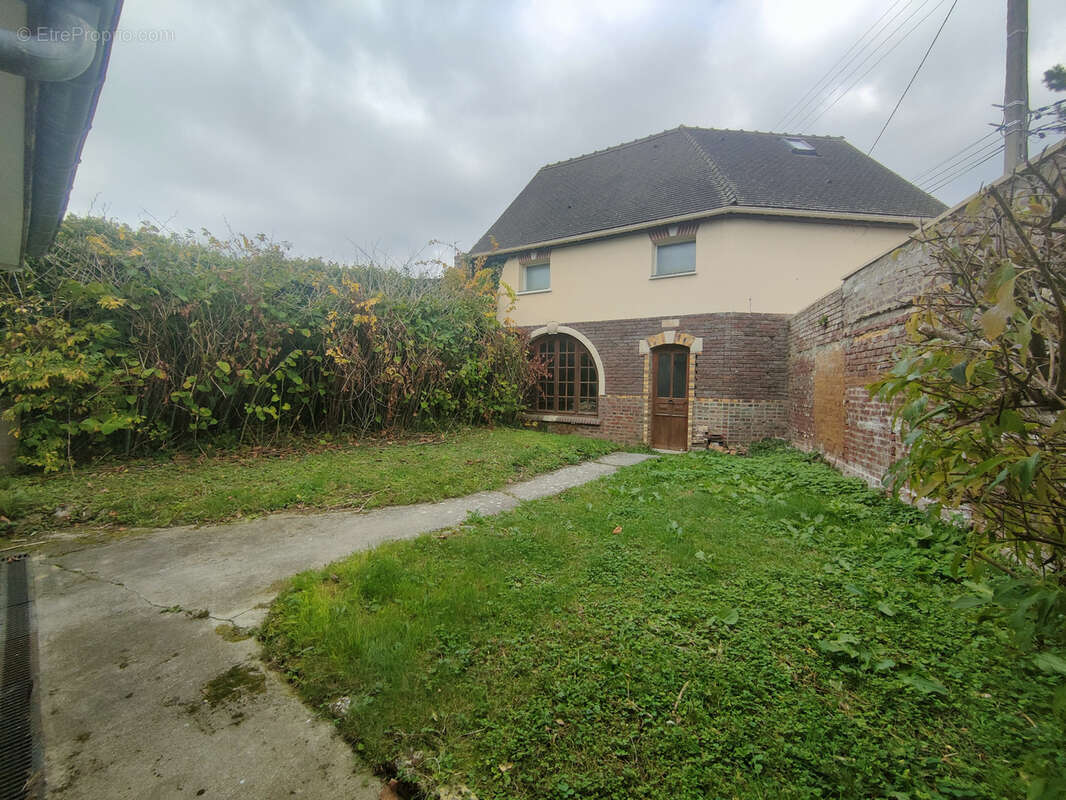 Maison à BEAUVAIS