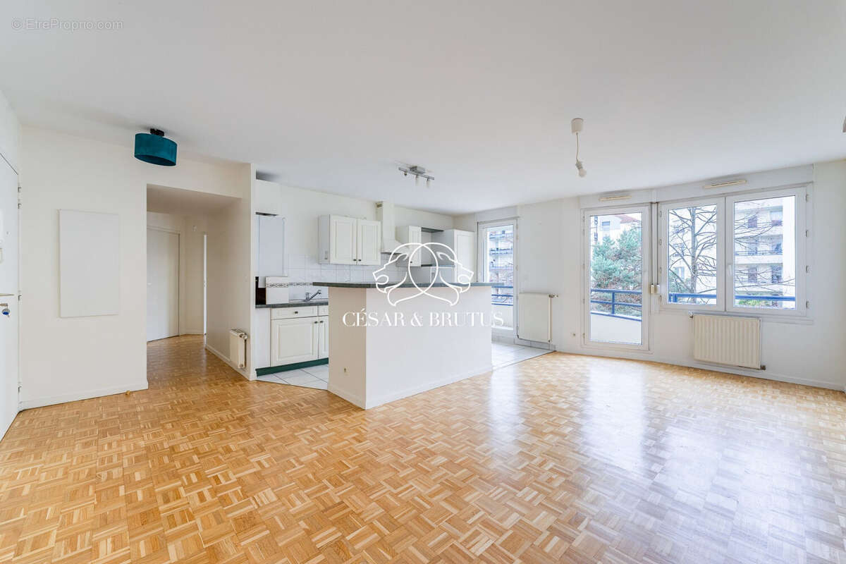 Appartement à LYON-9E