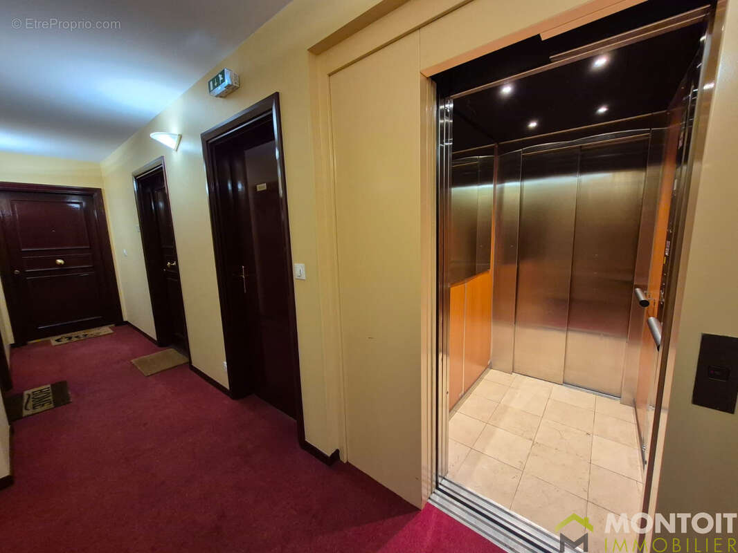 Appartement à THIAIS