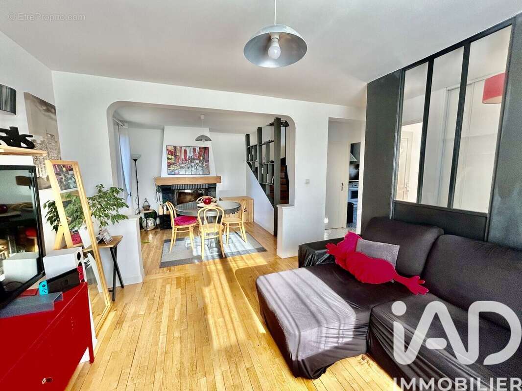 Photo 4 - Maison à URY