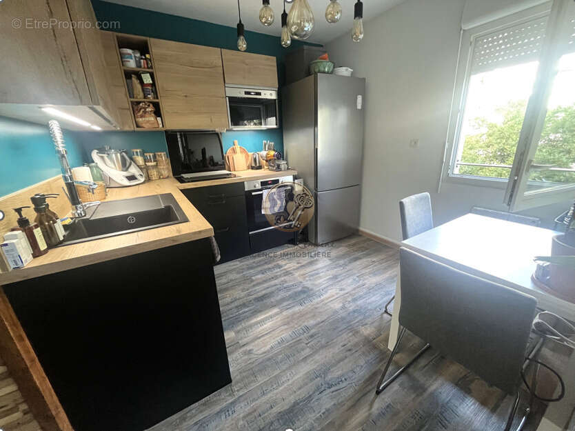 Appartement à TASSIN-LA-DEMI-LUNE