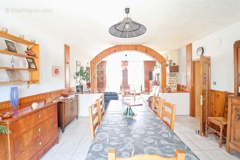 Maison à MAGNAC-LAVAL