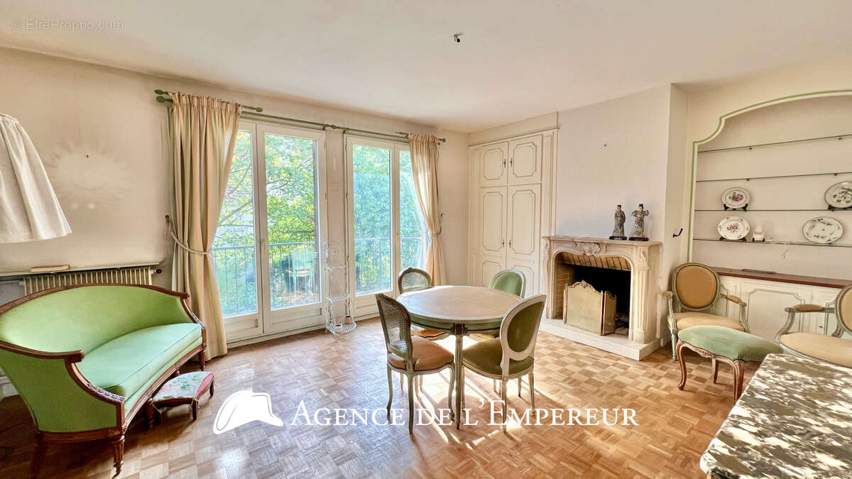 Appartement à RUEIL-MALMAISON