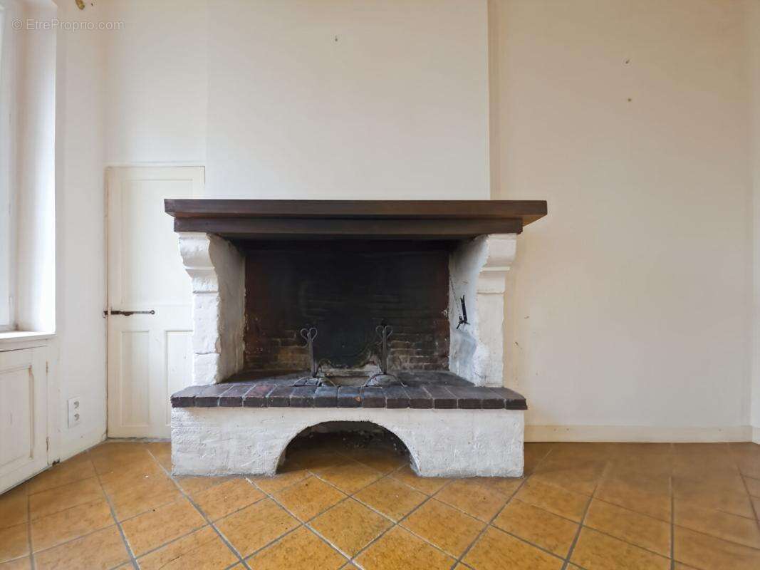 Maison à MOULINS-LA-MARCHE