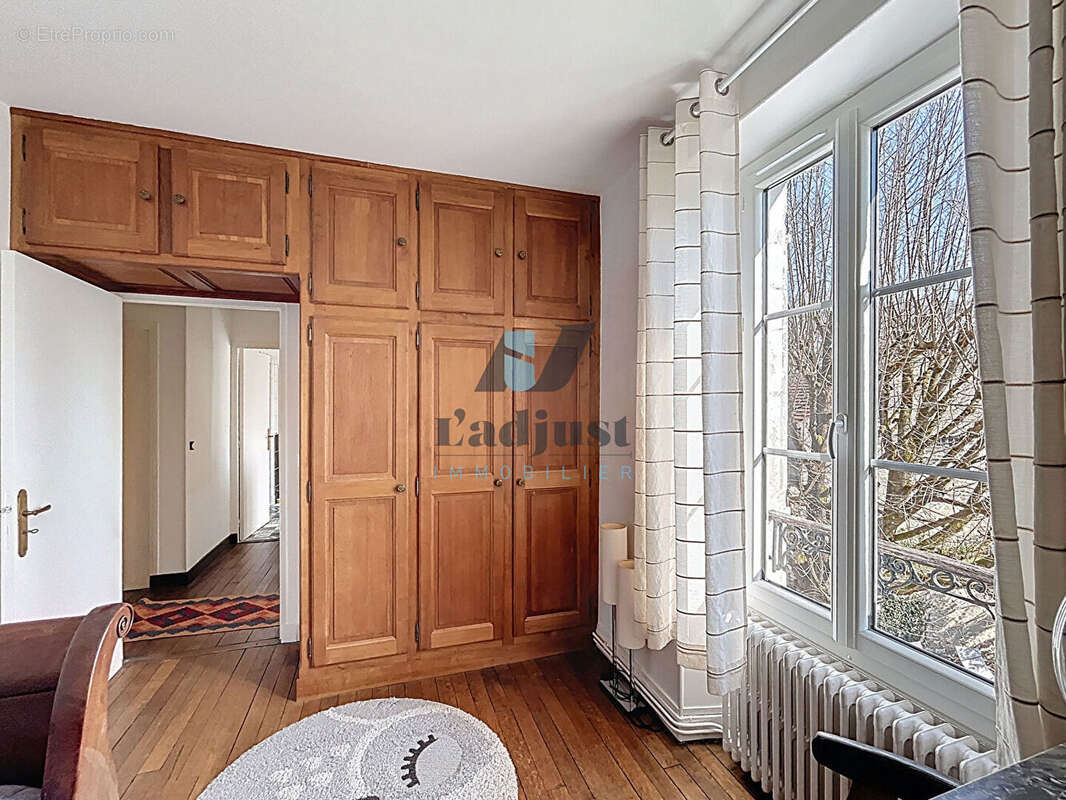 Maison à SAINT-PIERRE-LES-NEMOURS