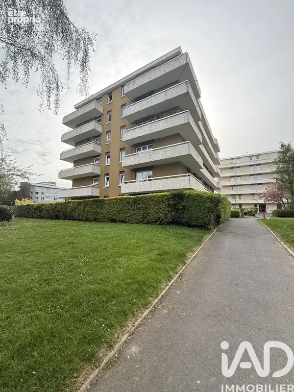 Photo 1 - Appartement à HEROUVILLE-SAINT-CLAIR