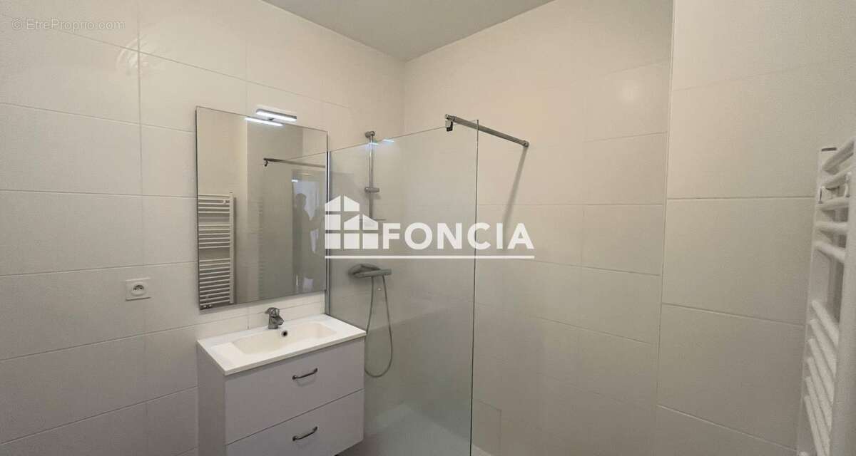 T2 récent  44 m2 en attique Résidence Dôme Impérial - photo 5