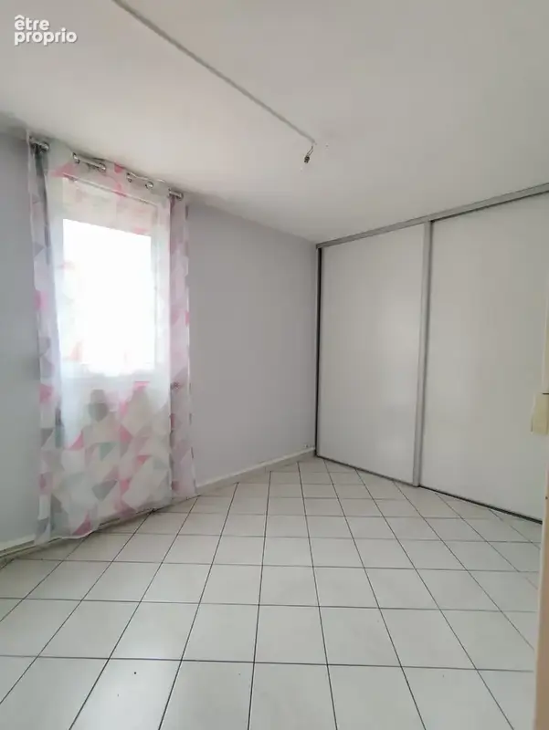 Appartement au calme et très lumineux, garage et cave - photo 9