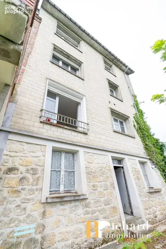 LAON - Maison de Ville 147M² - 4 chambres - photo 7