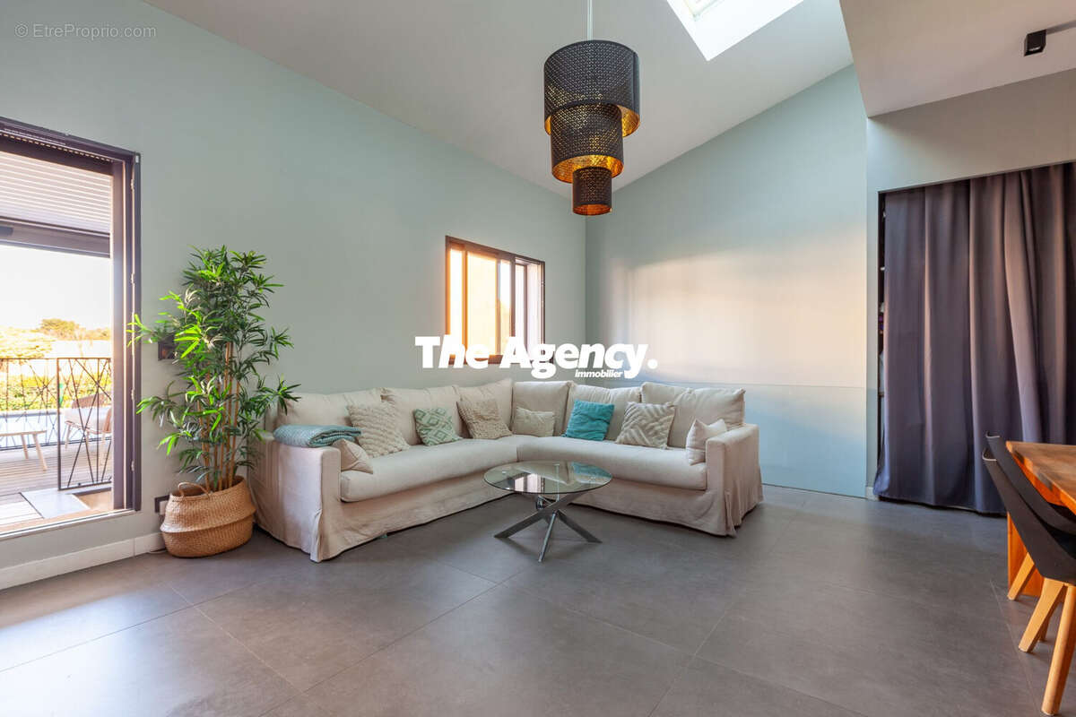 Maison à MARSEILLE-8E