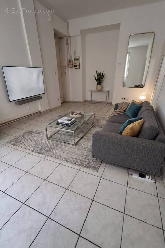 Appartement à SAINT-ETIENNE