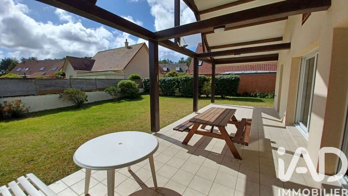Maison 140 m² à Camiers  - photo 2