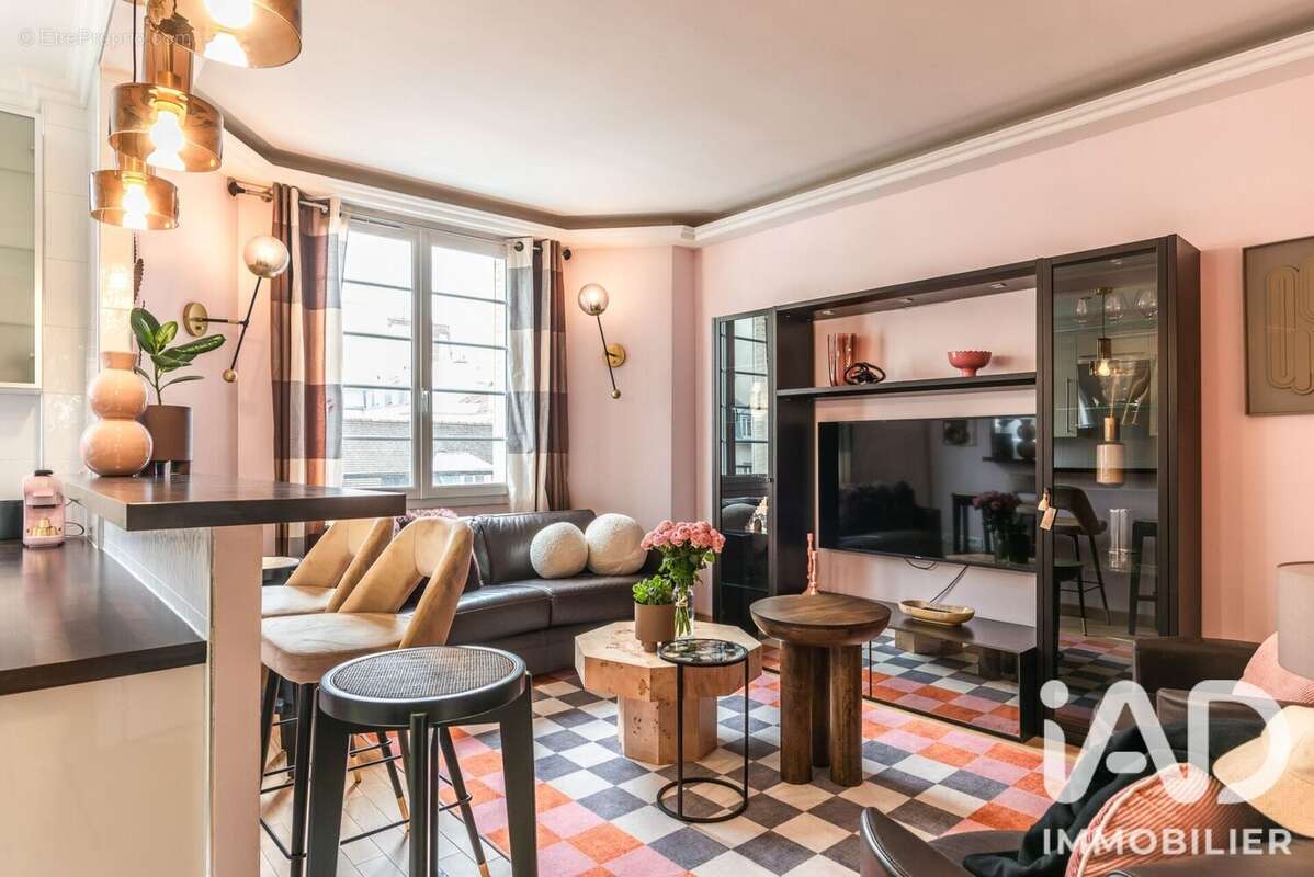 Photo 2 - Appartement à PARIS-15E