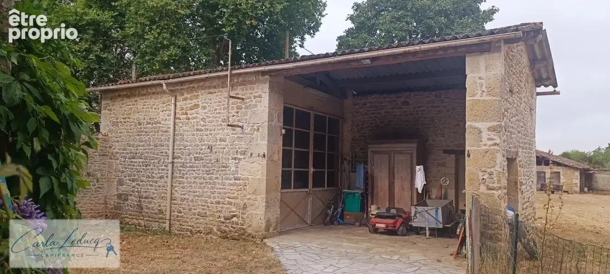 Coup de coeur pour les amoureux de belle demeure à vendre 14 pièces - Elégance, art de vivre - SOUVIGNE (79) - photo 13