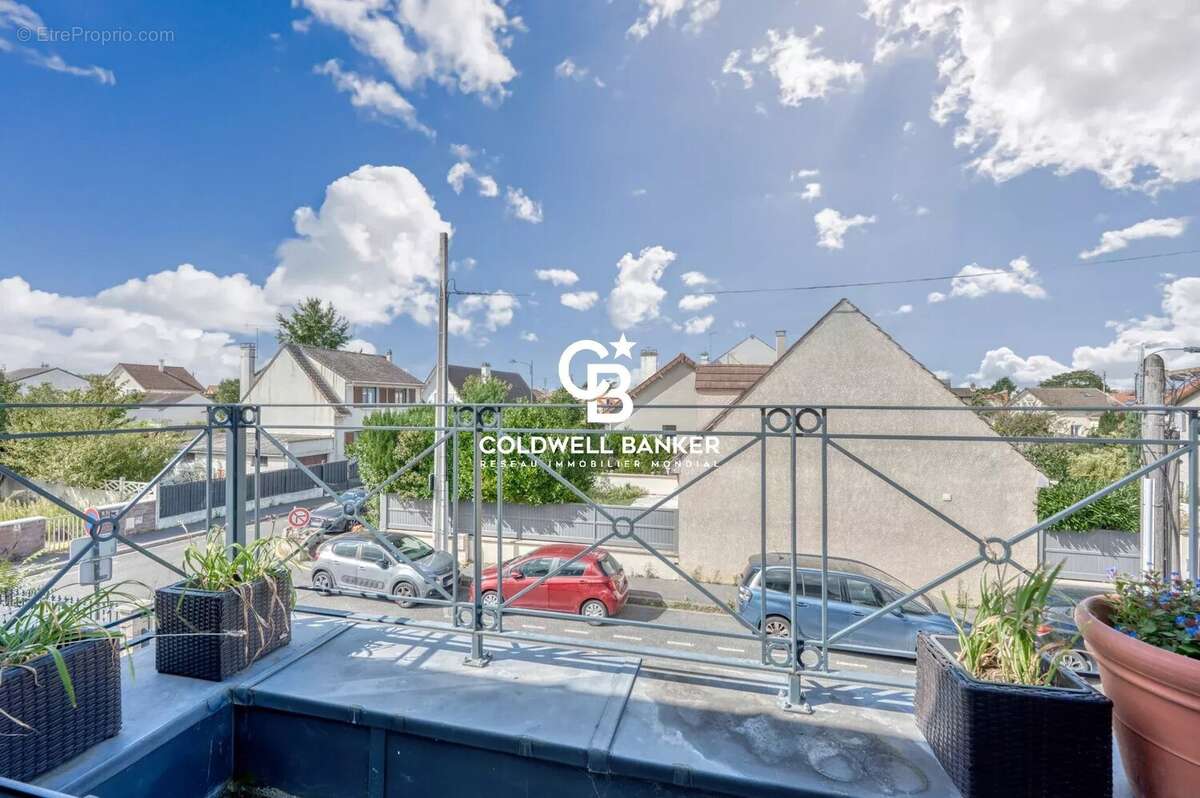 Maison à CARRIERES-SUR-SEINE