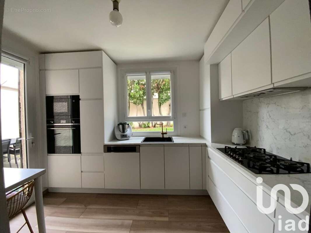 Photo 2 - Maison à VILLETANEUSE