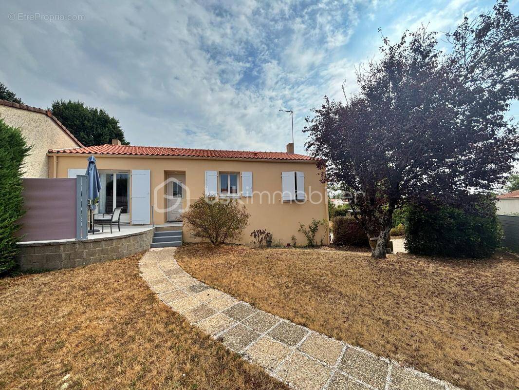 Maison à LES HERBIERS