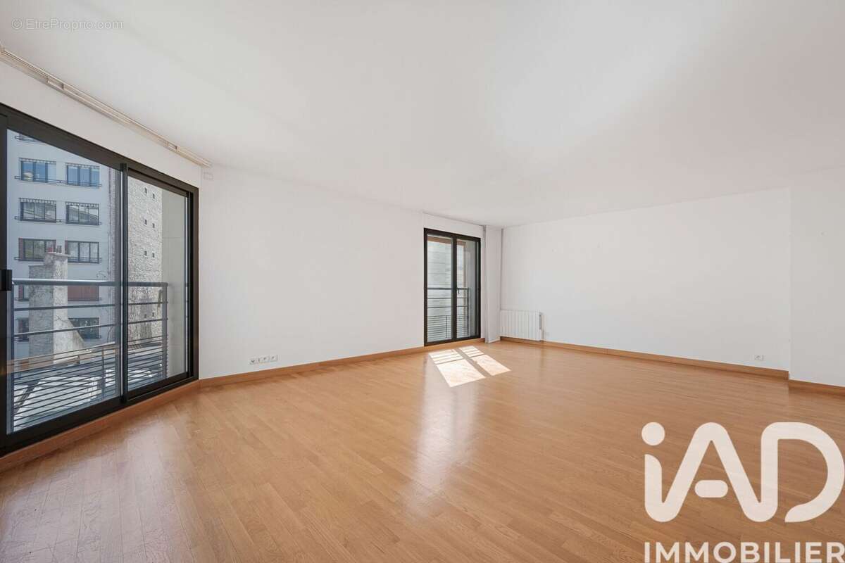 Photo 3 - Appartement à PARIS-16E