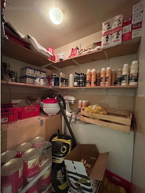 Commerce à HAUTERIVES