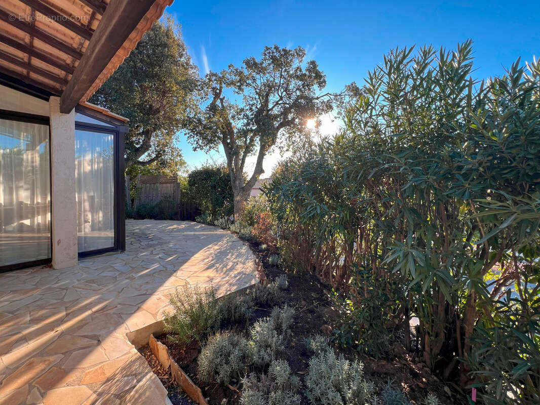 Maison à LA CROIX-VALMER