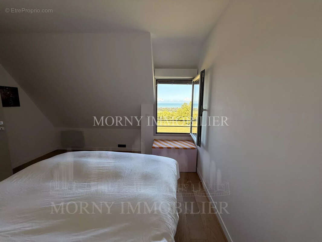 Appartement à TOURGEVILLE