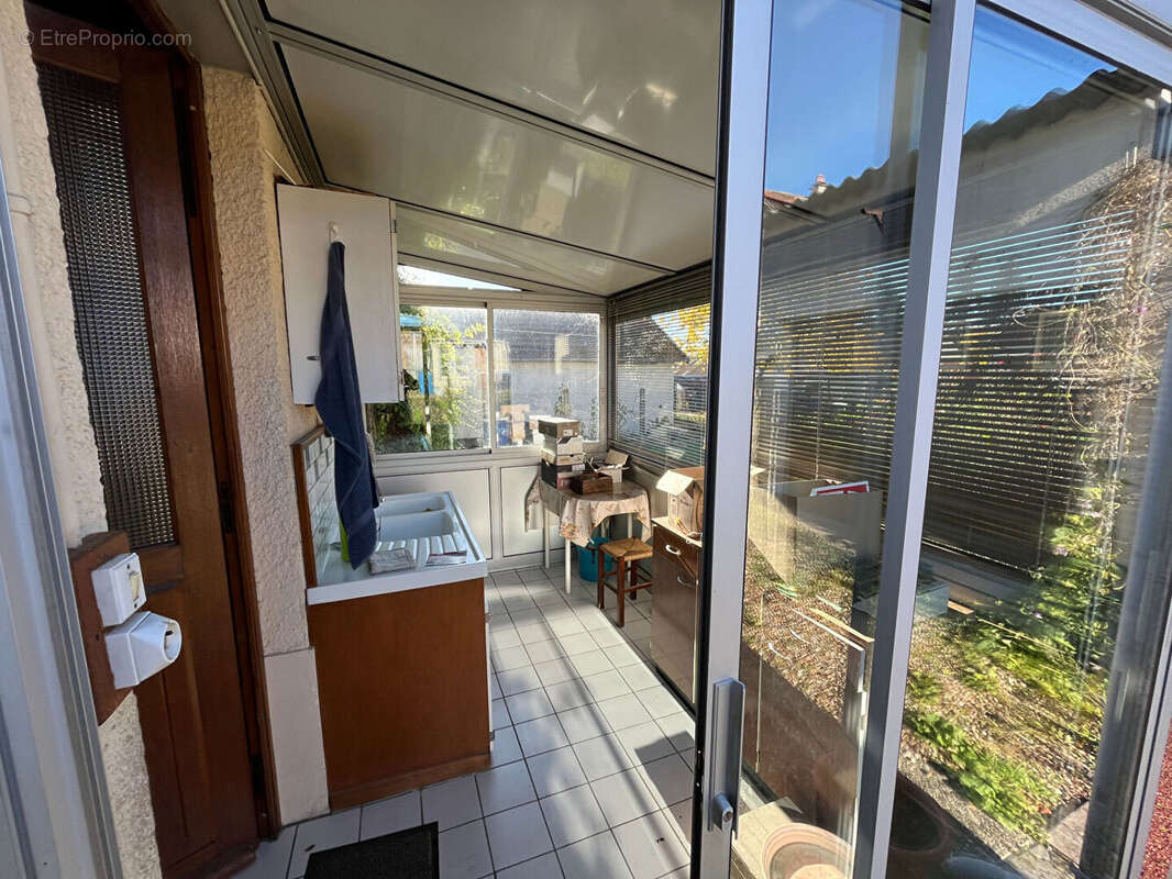 Maison à VARENNES-VAUZELLES