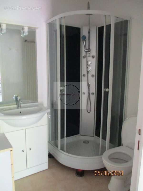 Monopropriété de rapport 235 m² habitables pour 4 studios poss 5 et un 3 pièces - photo 11