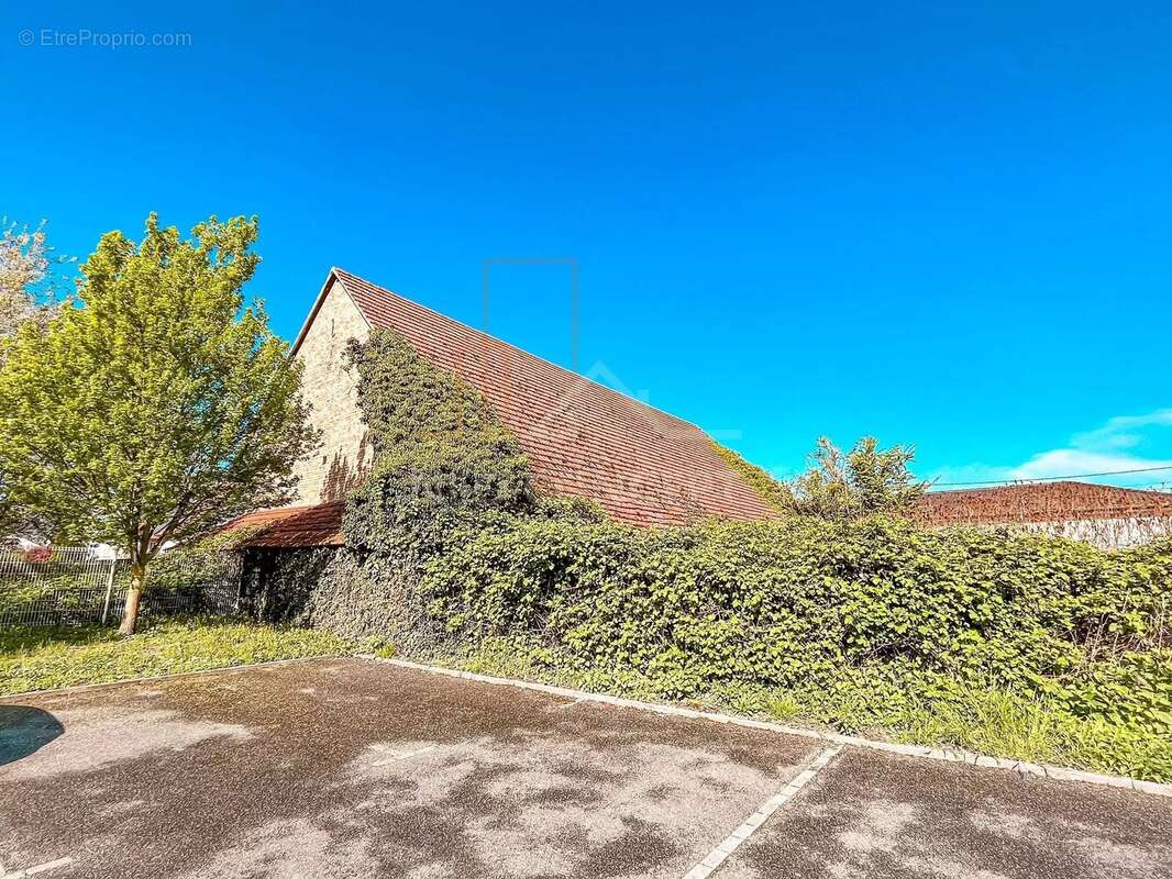 Terrain à ROESCHWOOG