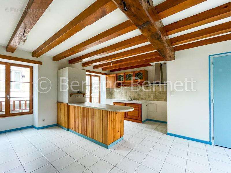 Maison à SAUZE-VAUSSAIS