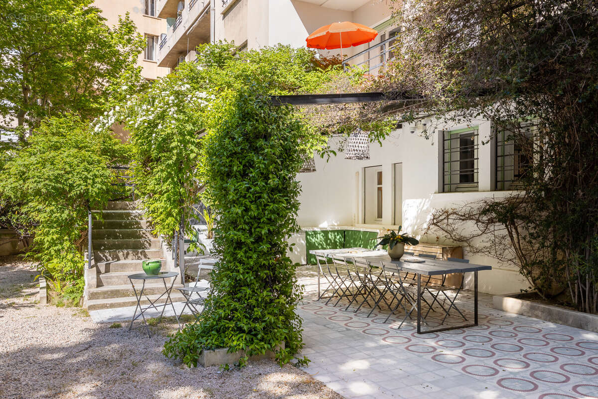 Appartement à MARSEILLE-8E