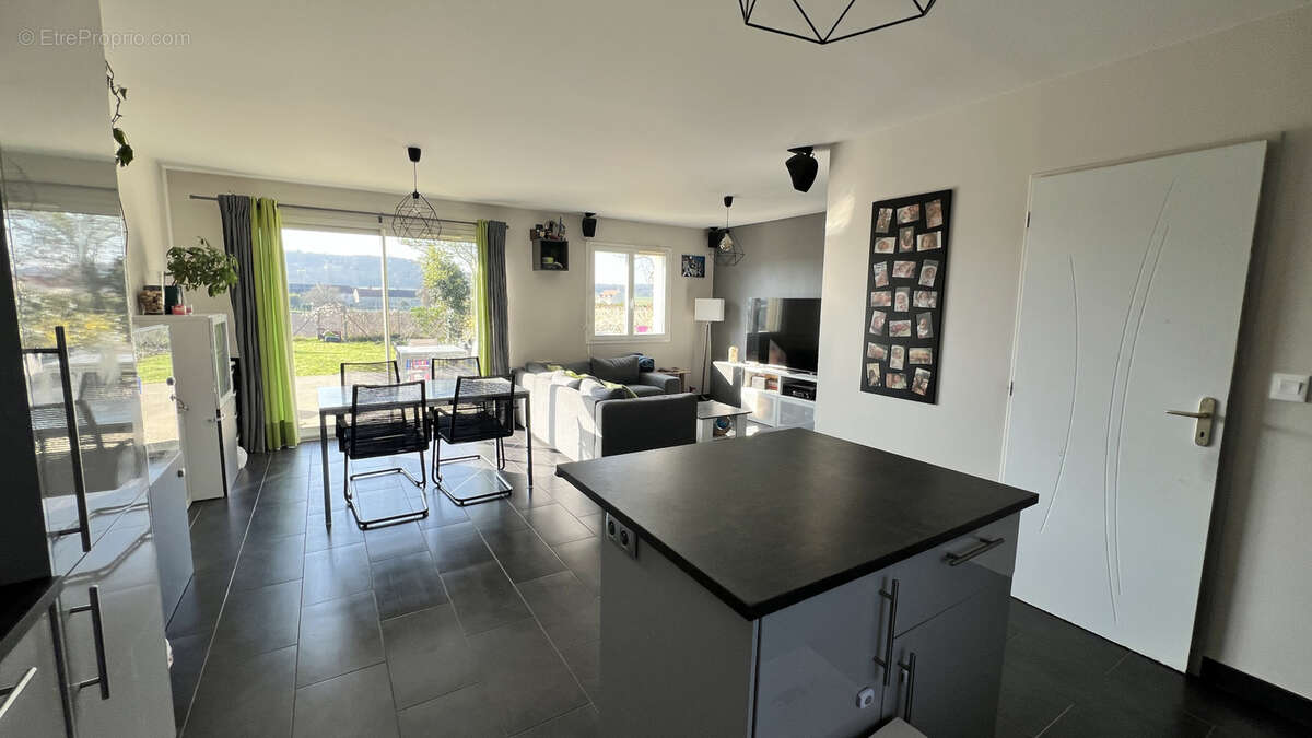 Maison à LA FERTE-ALAIS