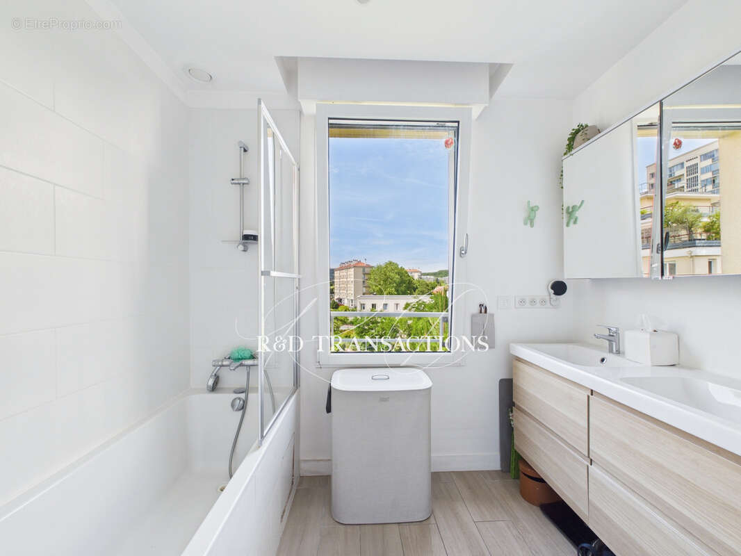 Appartement à SAINT-CLOUD