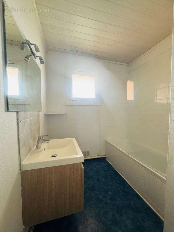 Appartement à BILLERE