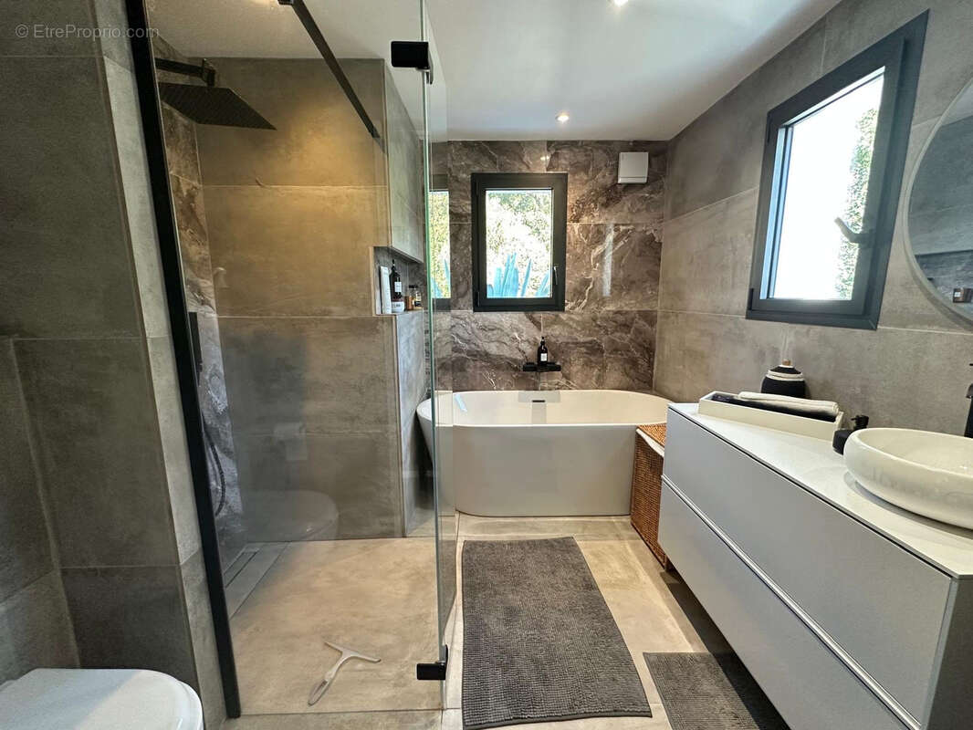 Maison à CAVALAIRE-SUR-MER