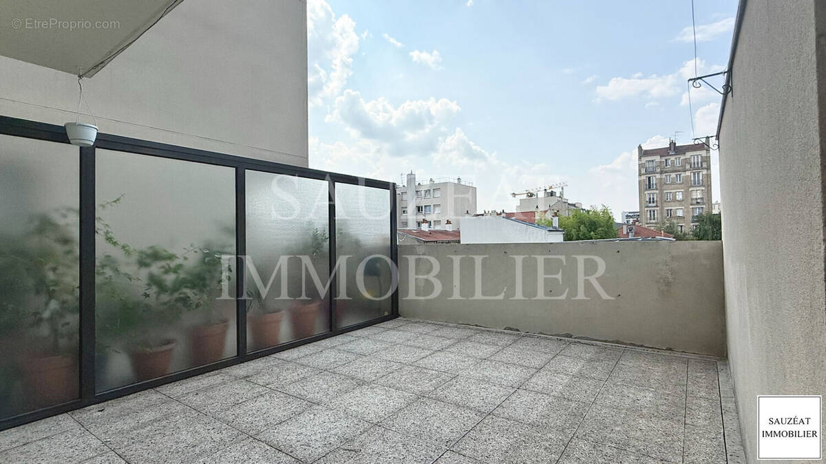 Appartement à MONTROUGE