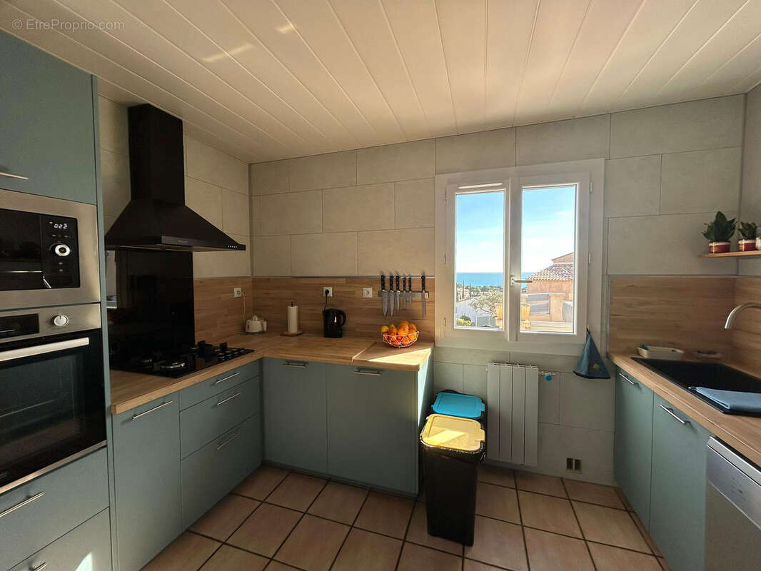 Maison à SAUSSET-LES-PINS