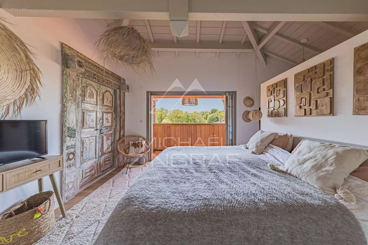 Maison à MIOS