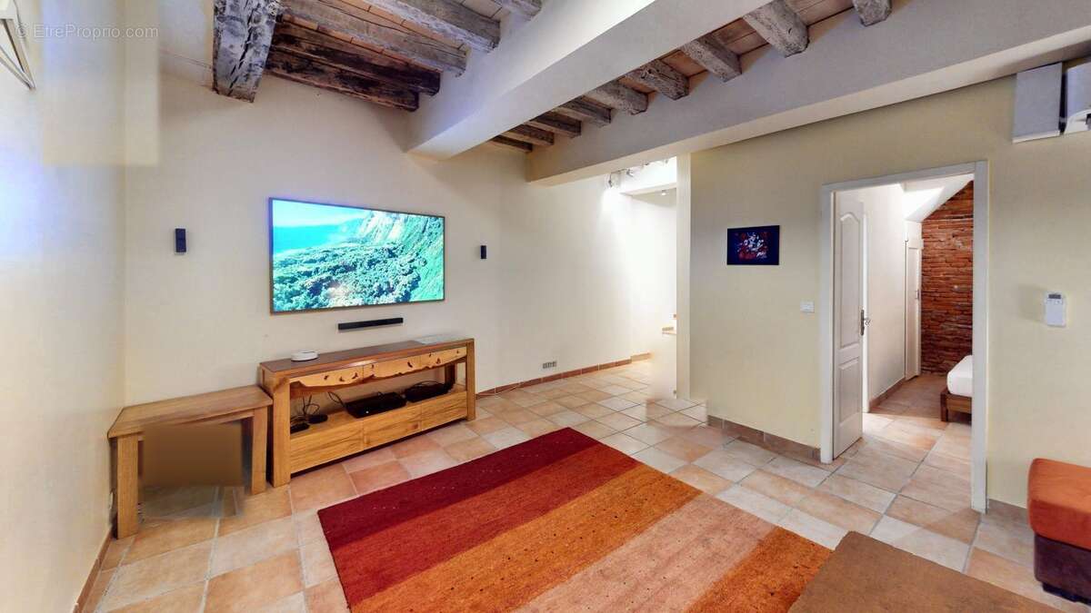 Rare T3 face Garonne 85,95m² au sol, 2 chambres, 2 salles d'eau - photo 5