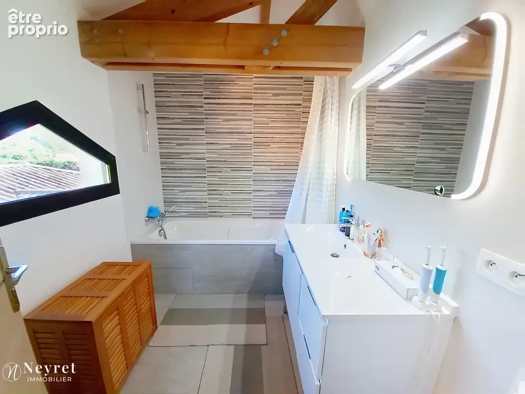 Rare : Maison d'architecte d'exception de 308 m2 sur son terrain paysagé de 2546 m2 - photo 21