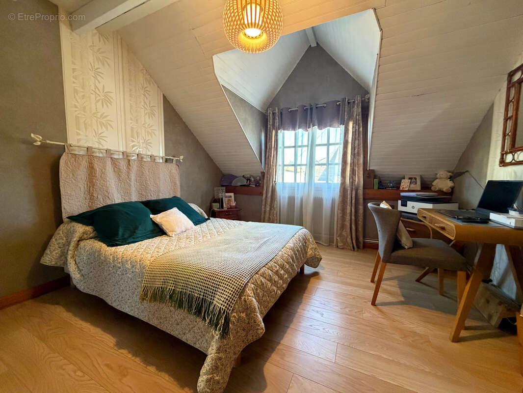 Maison à LE BLANC-MESNIL