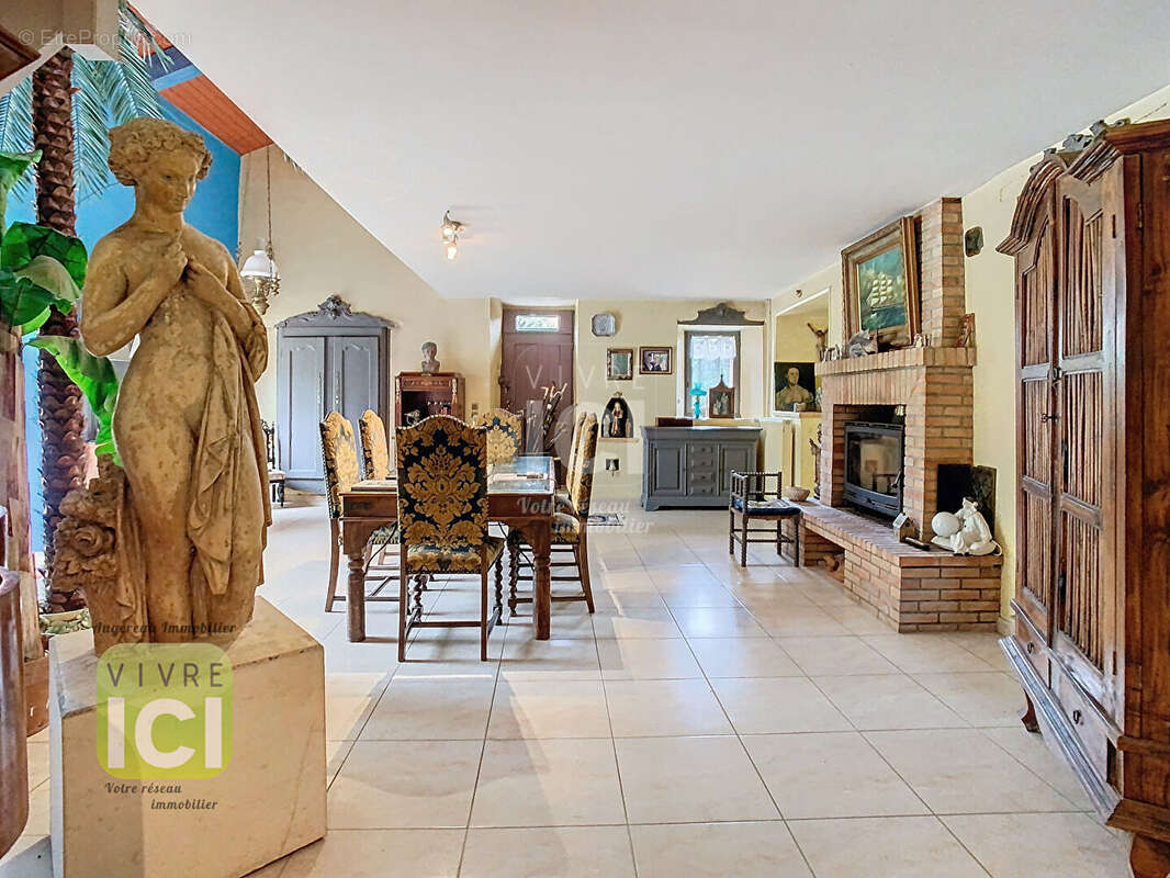 Maison à LE MAY-SUR-EVRE